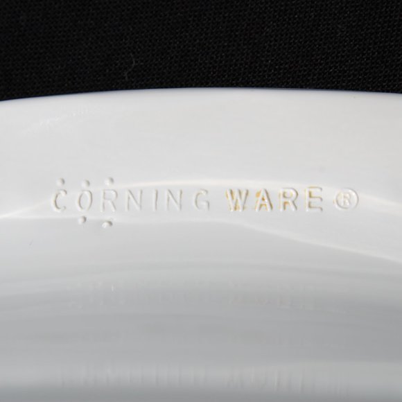 1.5Qt. Square Casserole - Picture 4 of 5